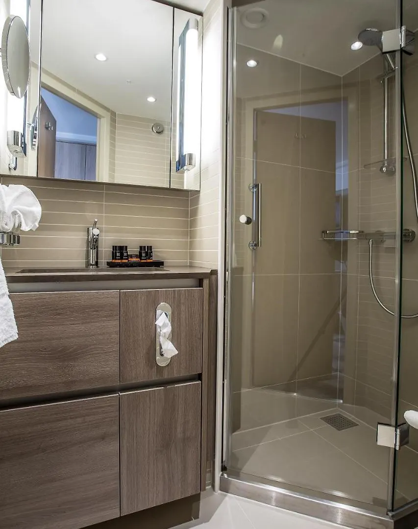 Fairtours Hotelschiff Asara***** Ντίσελντορφ Πλωτό κατάλυμα